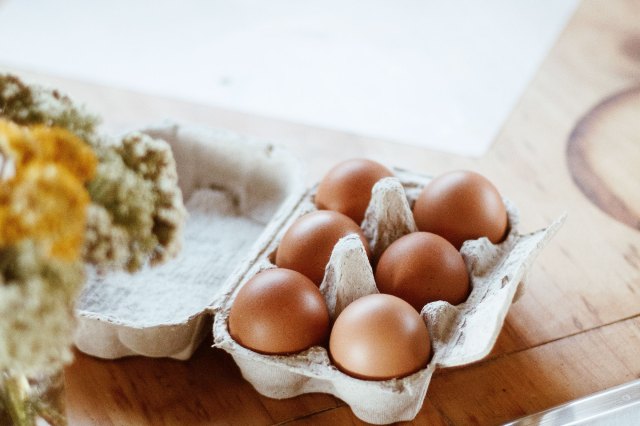 An image of a carton of eggs