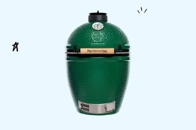 An image of a Big Green Egg grill