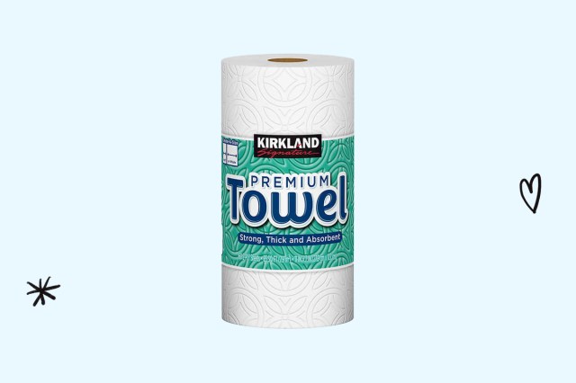 An image of a roll of Kirkland Premium Paper Towels