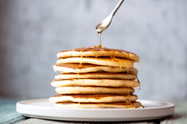 An image of a stack of pancakes