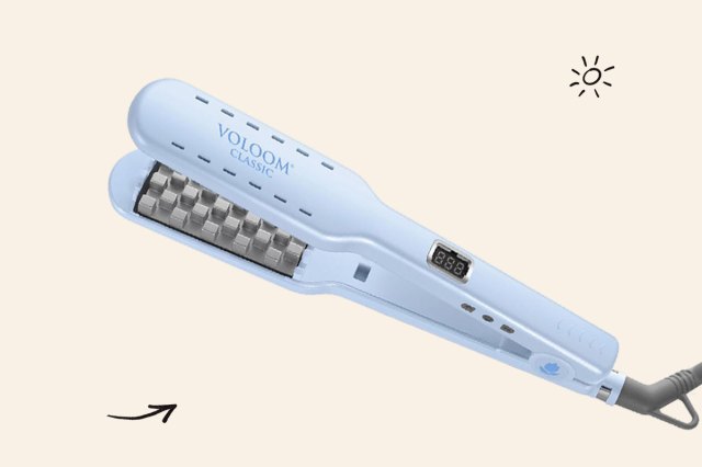 An image of the Voloom hair iron