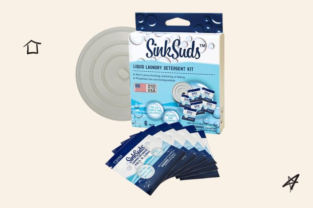 An image of the SinkSuds travel laundry kit