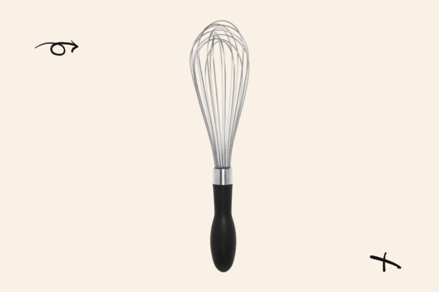 A photo of the OXO balloon whisk